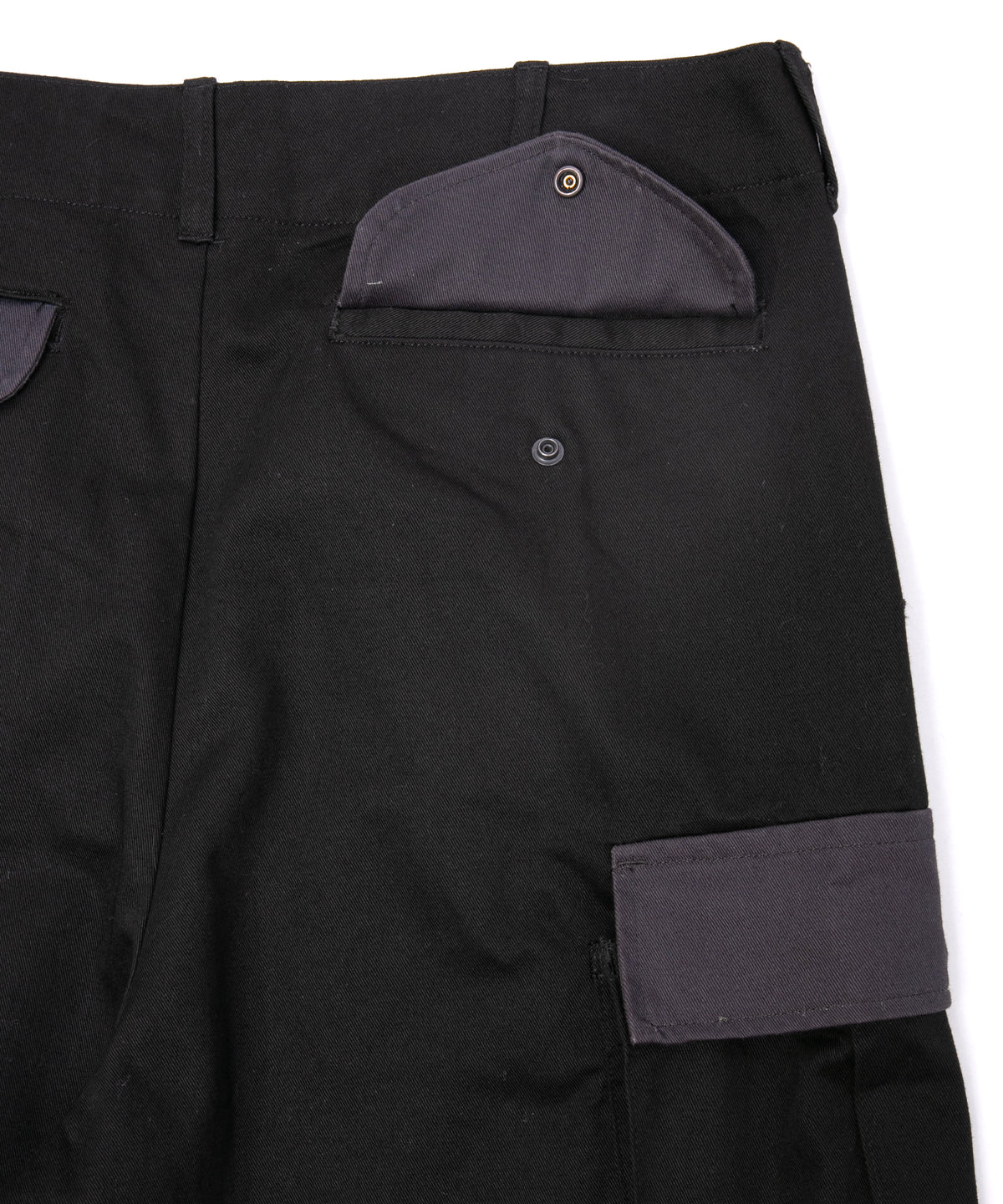 コットン ハイカウント チノクロス カーゴパンツ - BLACK