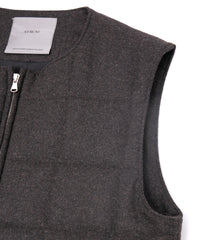 カシミア混 ストレッチ リサイクルウール ツイル 高機能中綿トラックベスト - BROWN