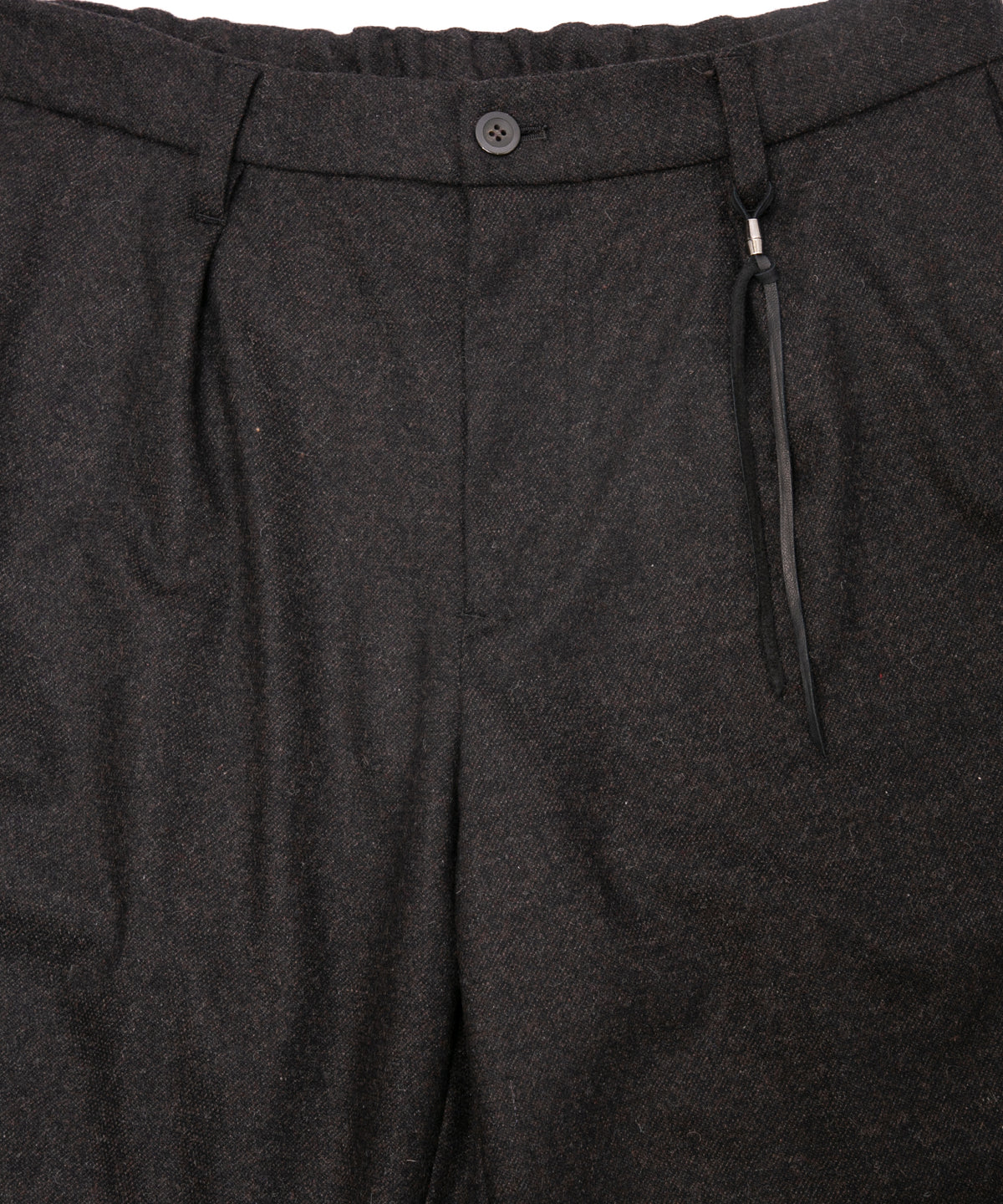 カシミア混 ストレッチ リサイクルウール ツイル バレル ワイド パンツ - BROWN