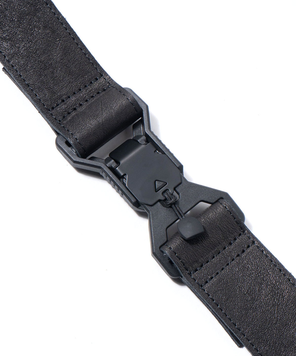 フルタンニン ピット鞣し シュリンク ホースハイド HIGH THROTTLE ボディーバッグ  - BLACK × SILVER