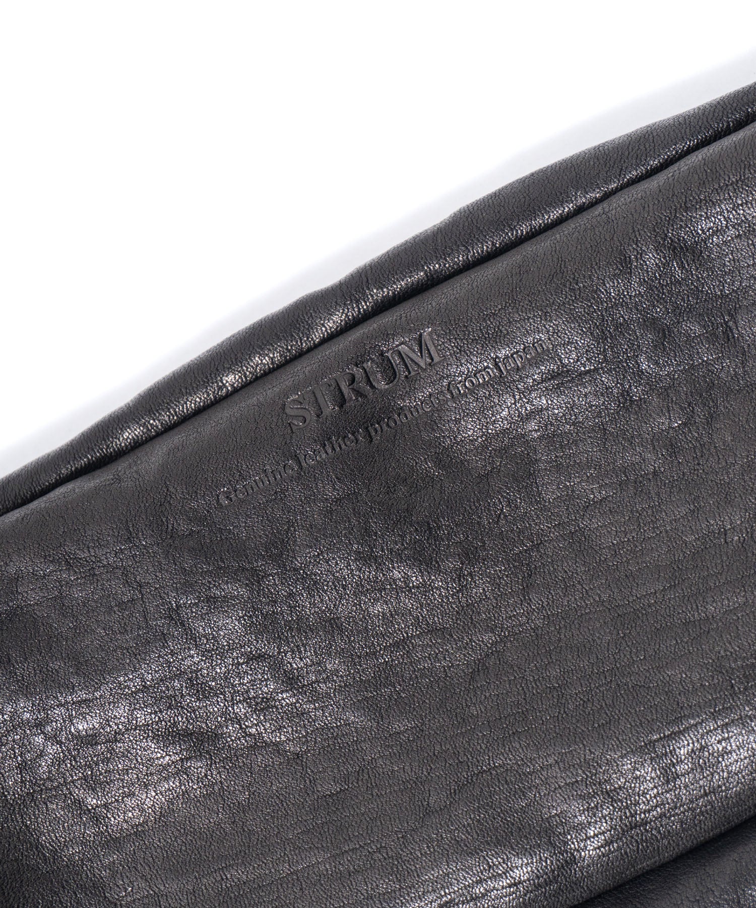 Load image into Gallery viewer, Pit Vegetable Full Tanned Shrank Horsehide Body Bag - BLACK × SILVER