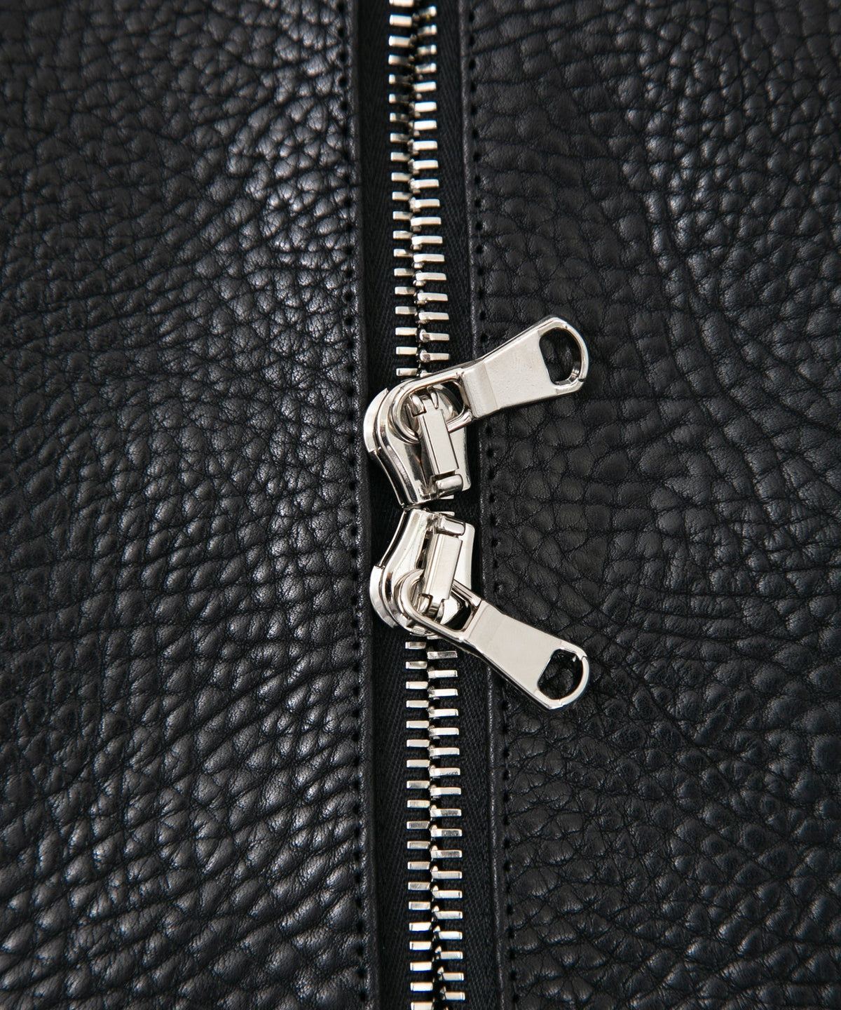 フルタンニン ピット鞣し シュリンク ステアハイド M.VINCENTS シングルライダースジャケット - BLACK