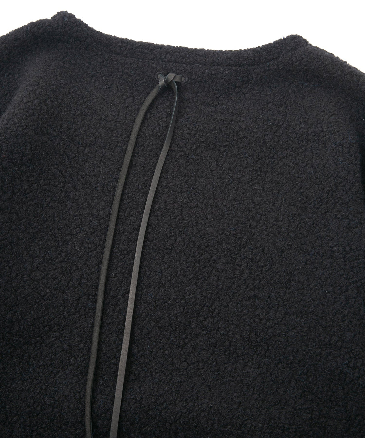 リサイクル ウール テディーフリース クルーネック ロングスリーブ T シャツ - BLACK