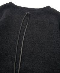 リサイクル ウール テディーフリース クルーネック ロングスリーブ T シャツ - BLACK