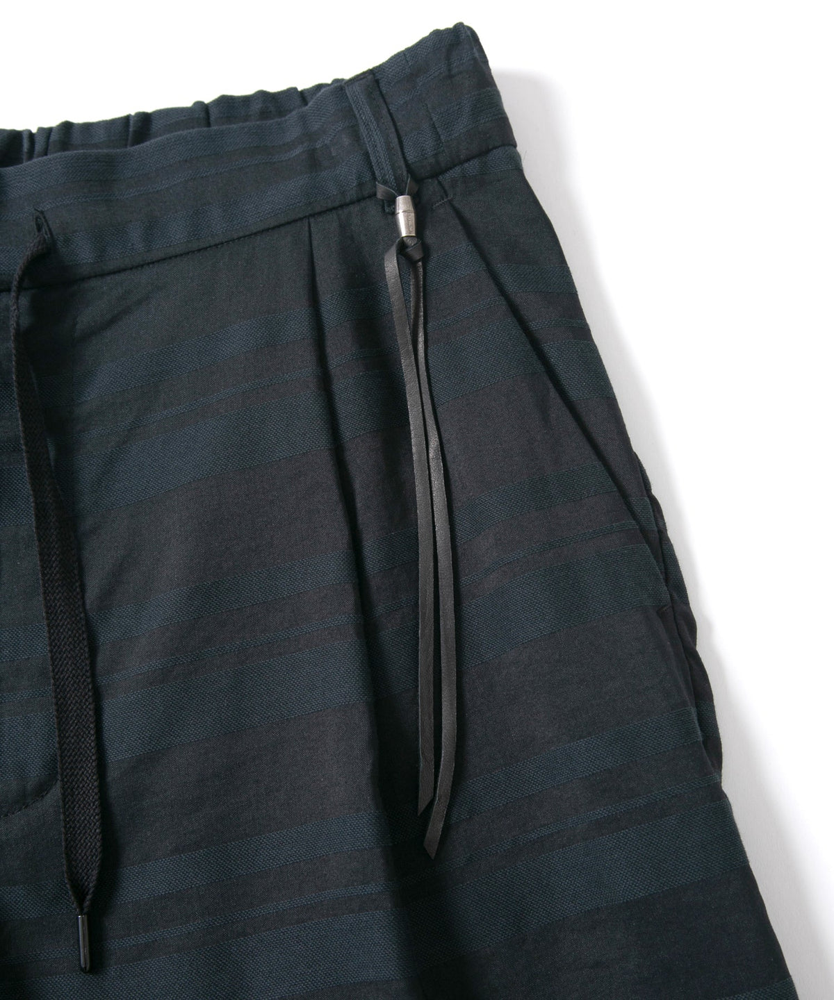 レーヨン コットンラミー ストライプ ショーツ - BLACK