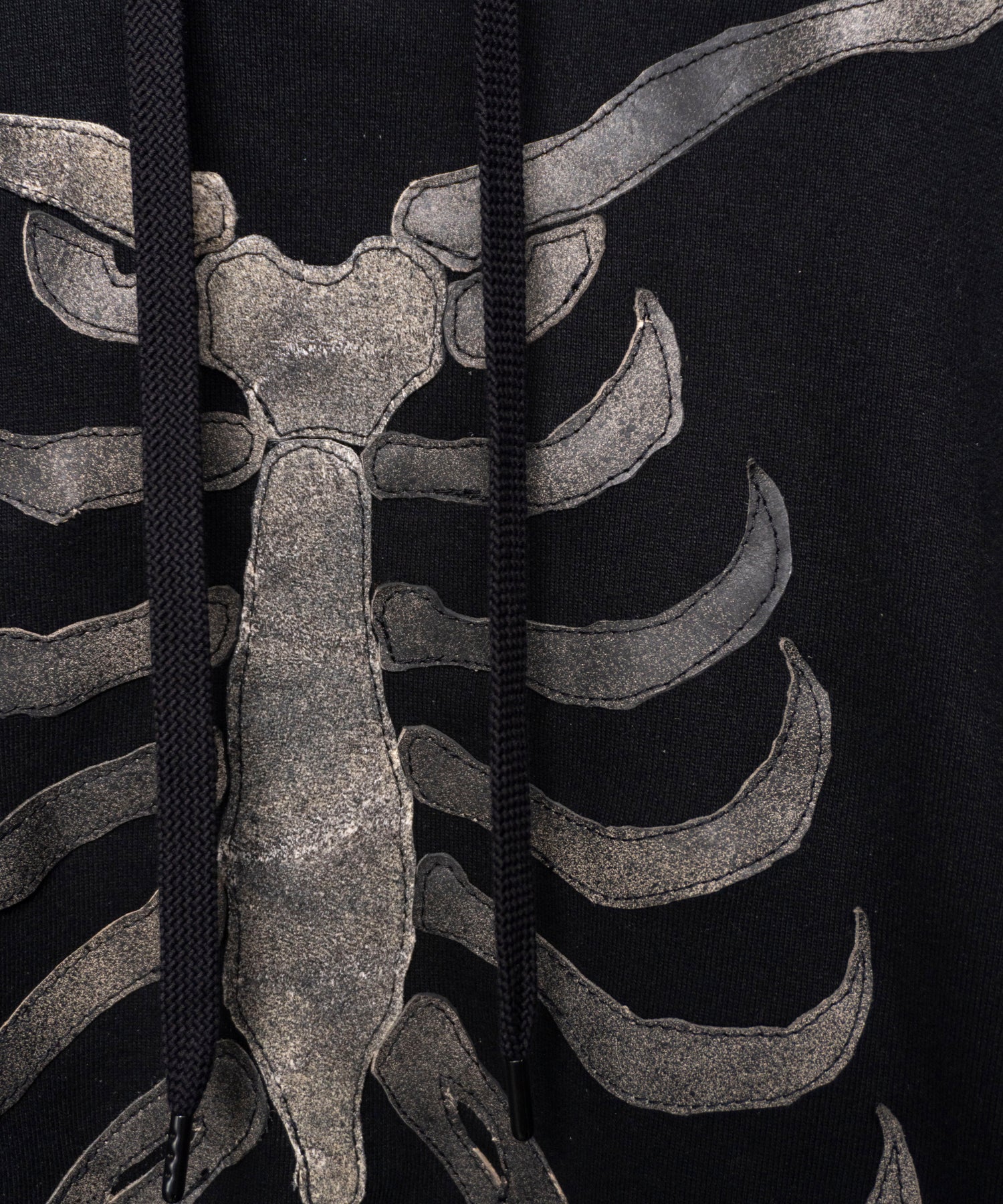 Load image into Gallery viewer, Pullover Bone Hoodie - BLACK