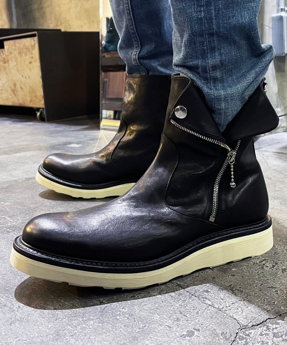 フルタンニン ピット鞣し シュリンク ホースハイド TRASH ライダース ブーツ - BLACK