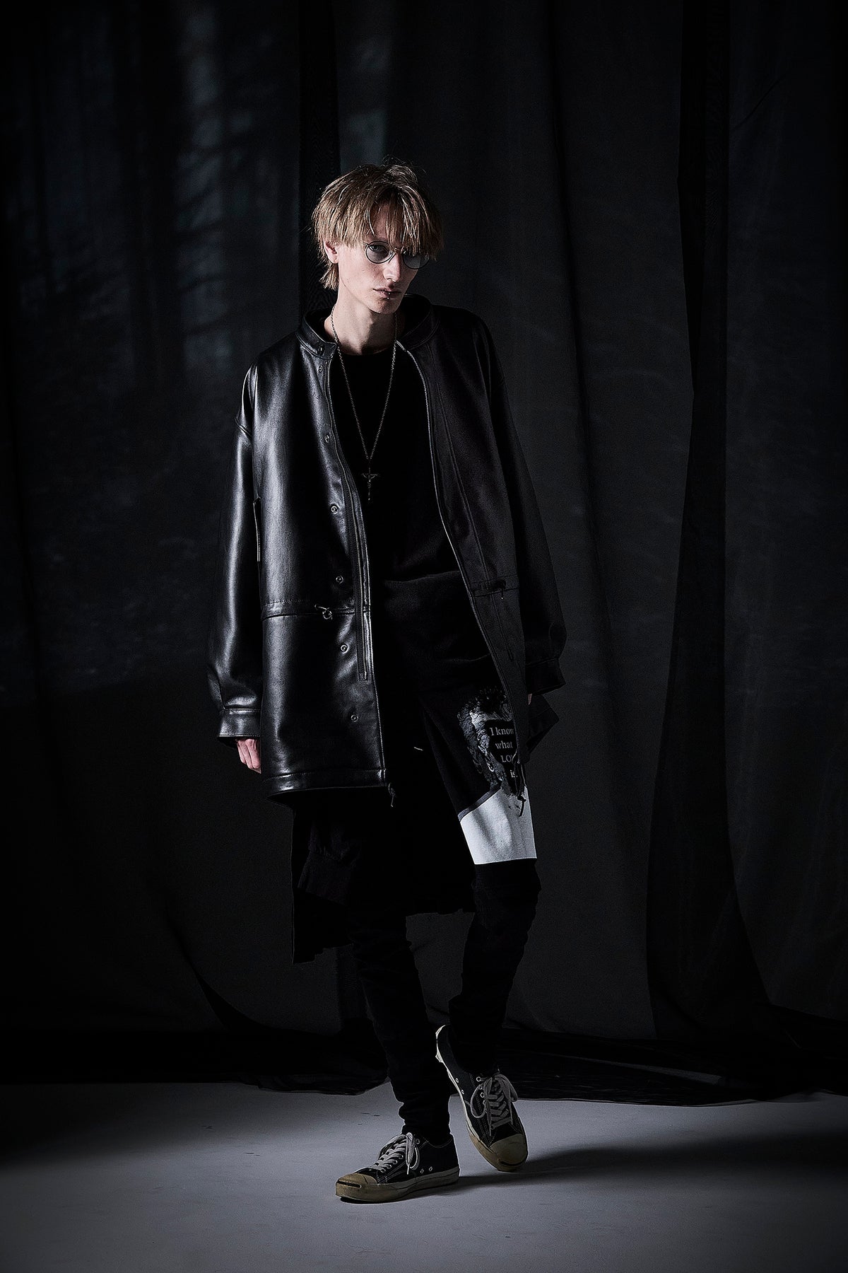 モンゴル ラム RUMBLE [DARK] フィッシュテールコート - BLACK