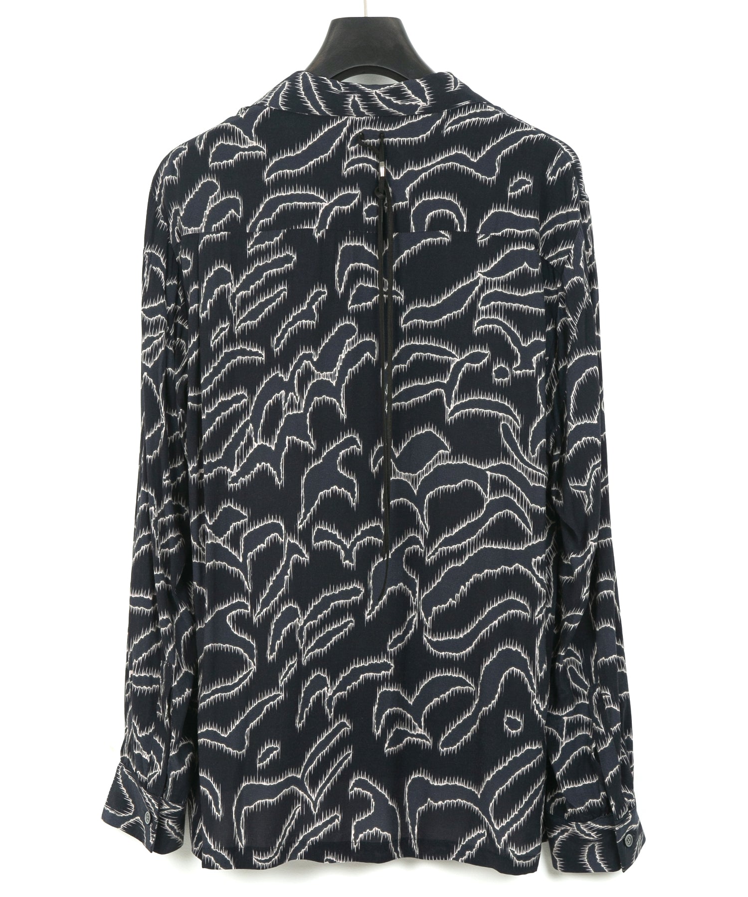 Load image into Gallery viewer, Cupra Rayon Printed L/S Open Collar Shirt - NAVY