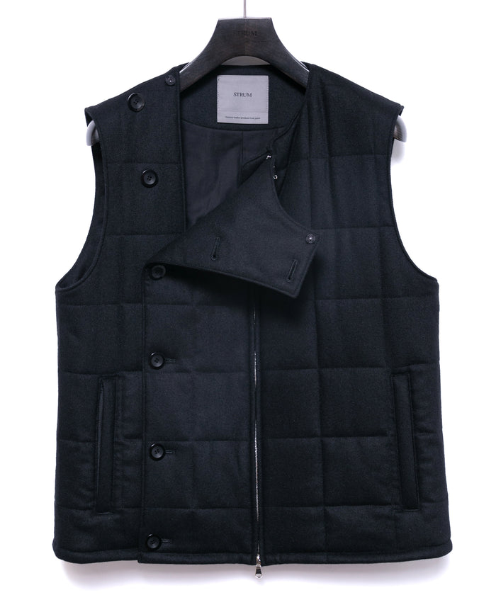 カシミア混 ストレッチ リサイクルウール ツイル 高機能中綿トラックベスト - BLACK