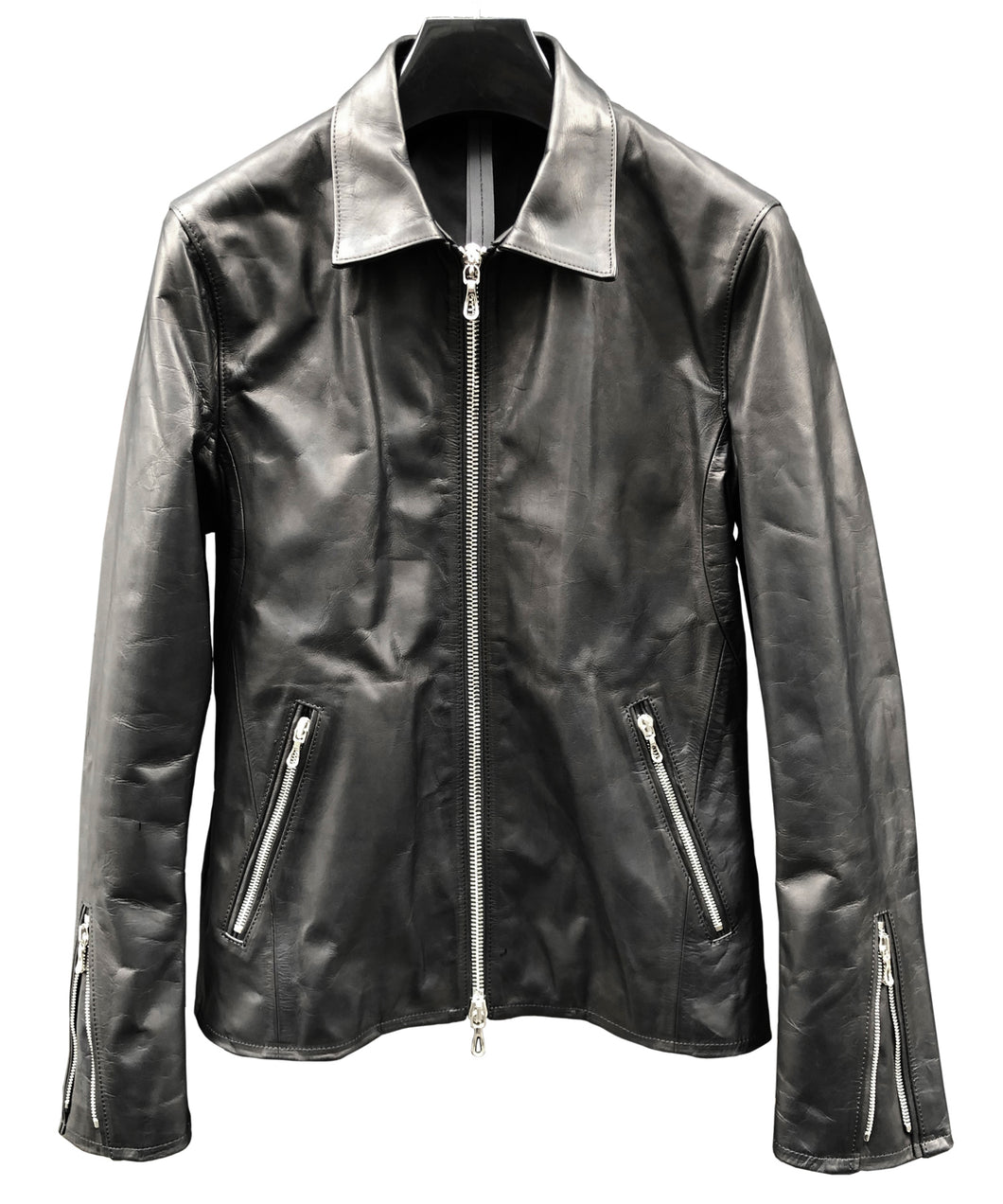 32,300円500 Miglia wax jacket\n「ミル ジャケット」の着想源