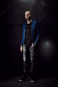 地生フルタンニンステア 製品染め シングルライダースジャケット - ブルー