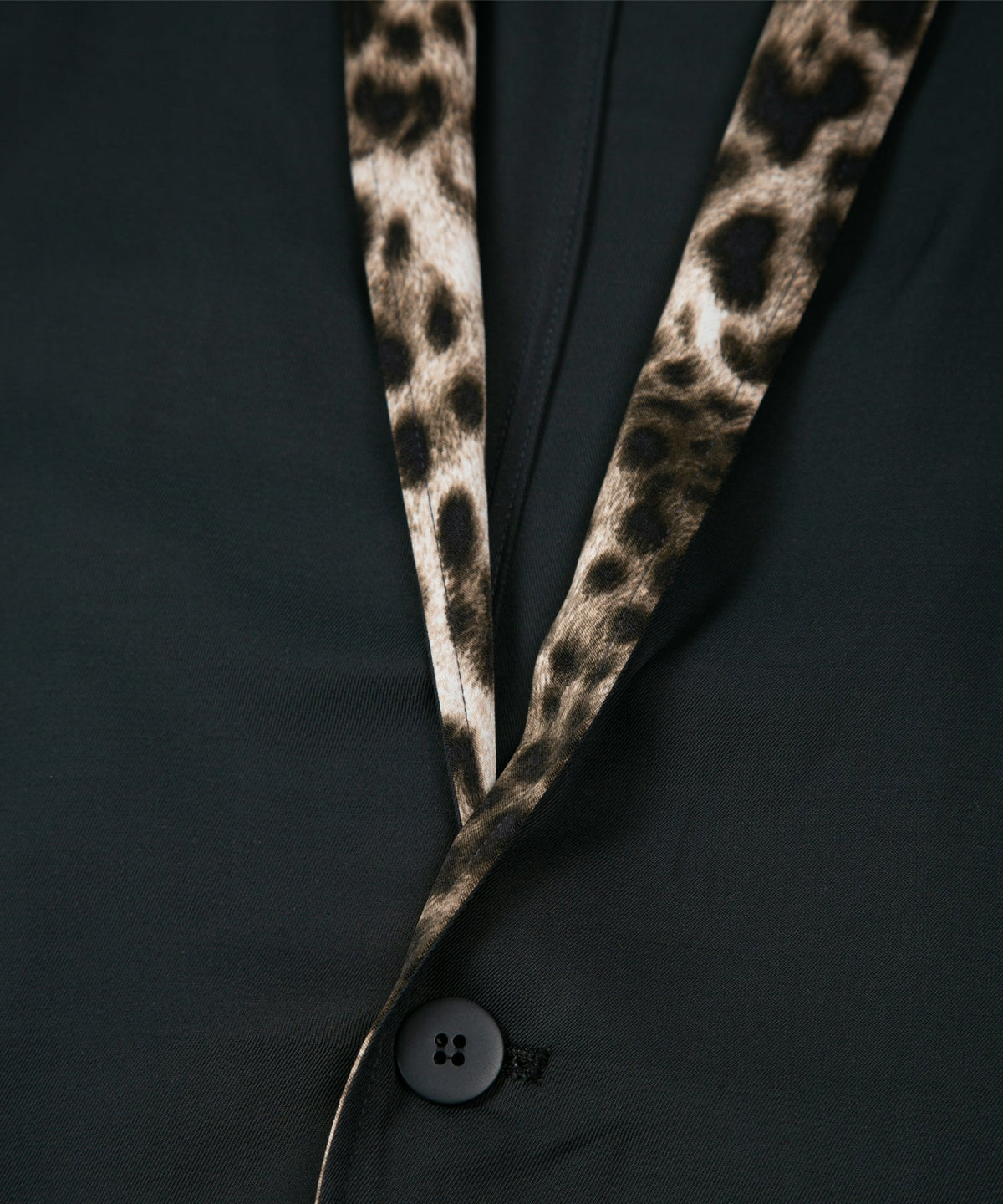 レーヨン ツイール & ポリエステルレオパードサテン ロングガウン - BLACK×LEOPARD