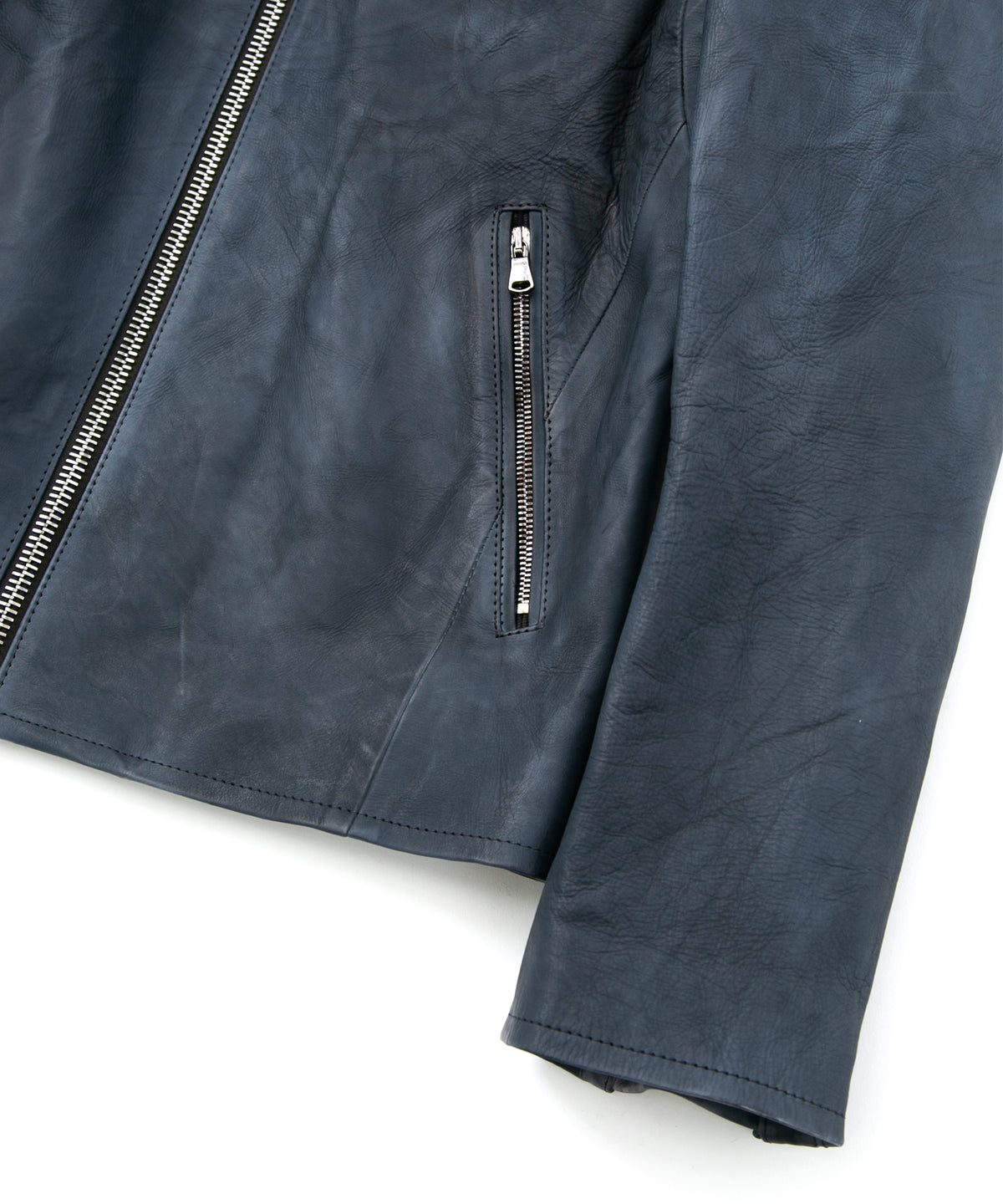 フルタンニン鞣し カーフスキン Burning dyed - 燃焼製品染め SLATER シングルライダースジャケット - GUNBLUE