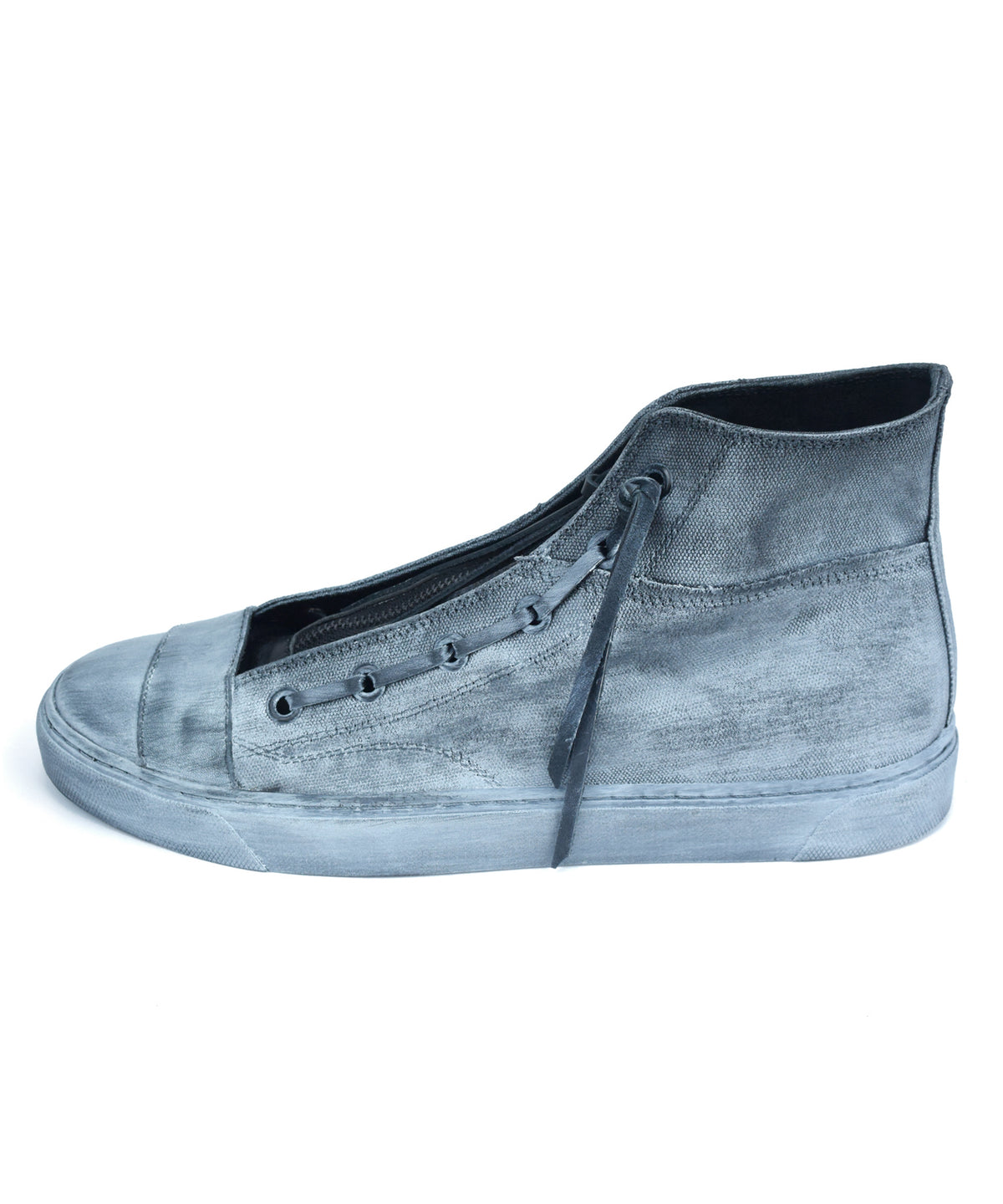 レザージップタン スニーカー BLACK REVOLT 2 / CLOUDY WHITE