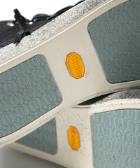 レザージップタン スニーカー BLACK REVOLT 2 / BLACK