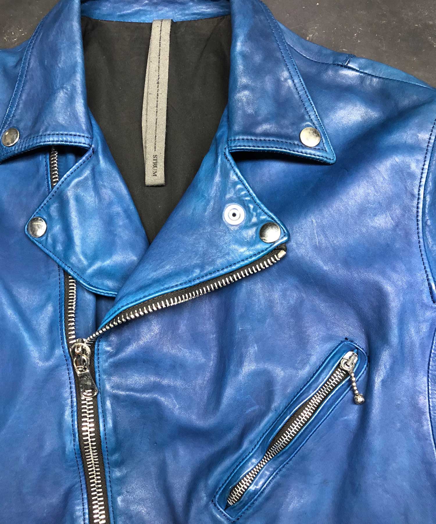 Load image into Gallery viewer, Domestic Vegetable Full Tanned Steer hide Garment Dyed Double Riders Jacket / Blue