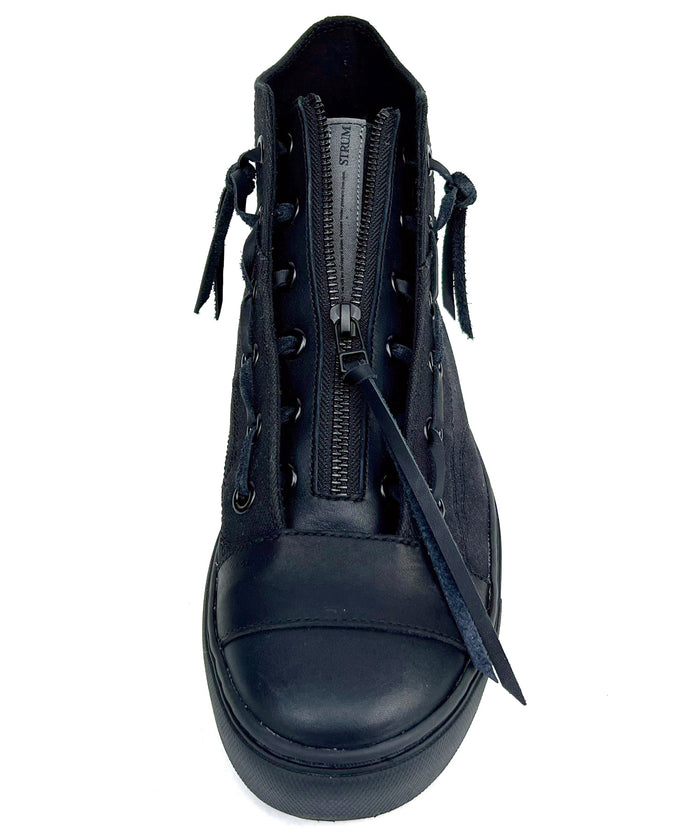 【直営限定】レザージップタン スニーカー BLACK REVOLT 2 - ALL BLACK