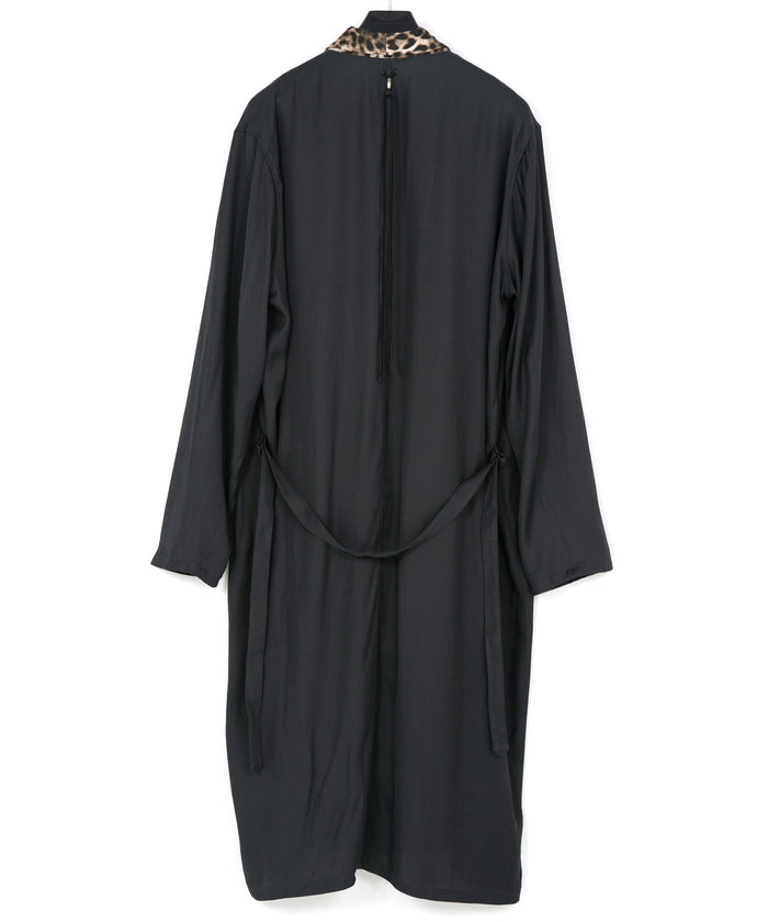 レーヨン ツイール & ポリエステルレオパードサテン ロングガウン - BLACK×LEOPARD